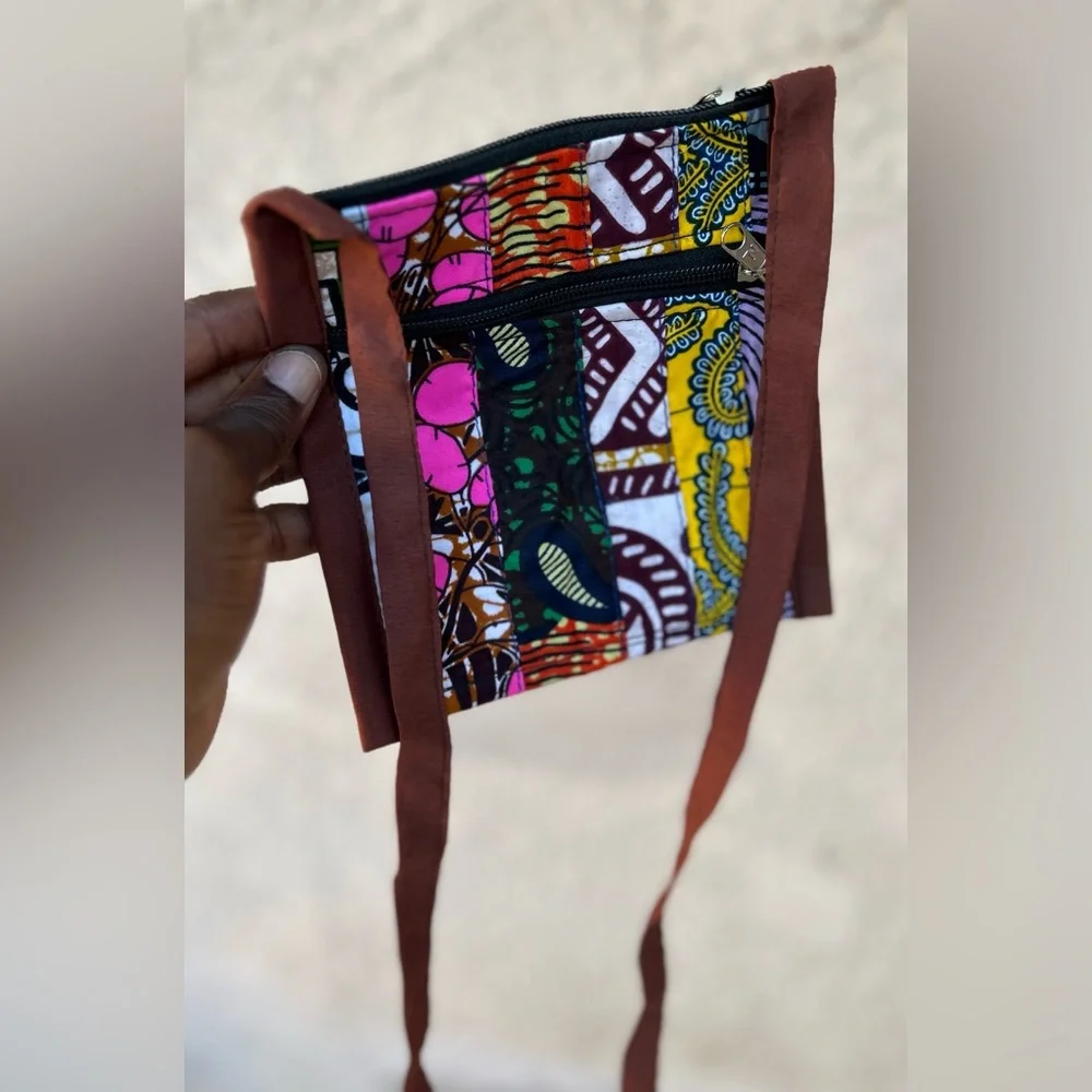 NW 💯 Cotton Patch Vlisco Fabric Crossbody Purse Sz 6”x6”